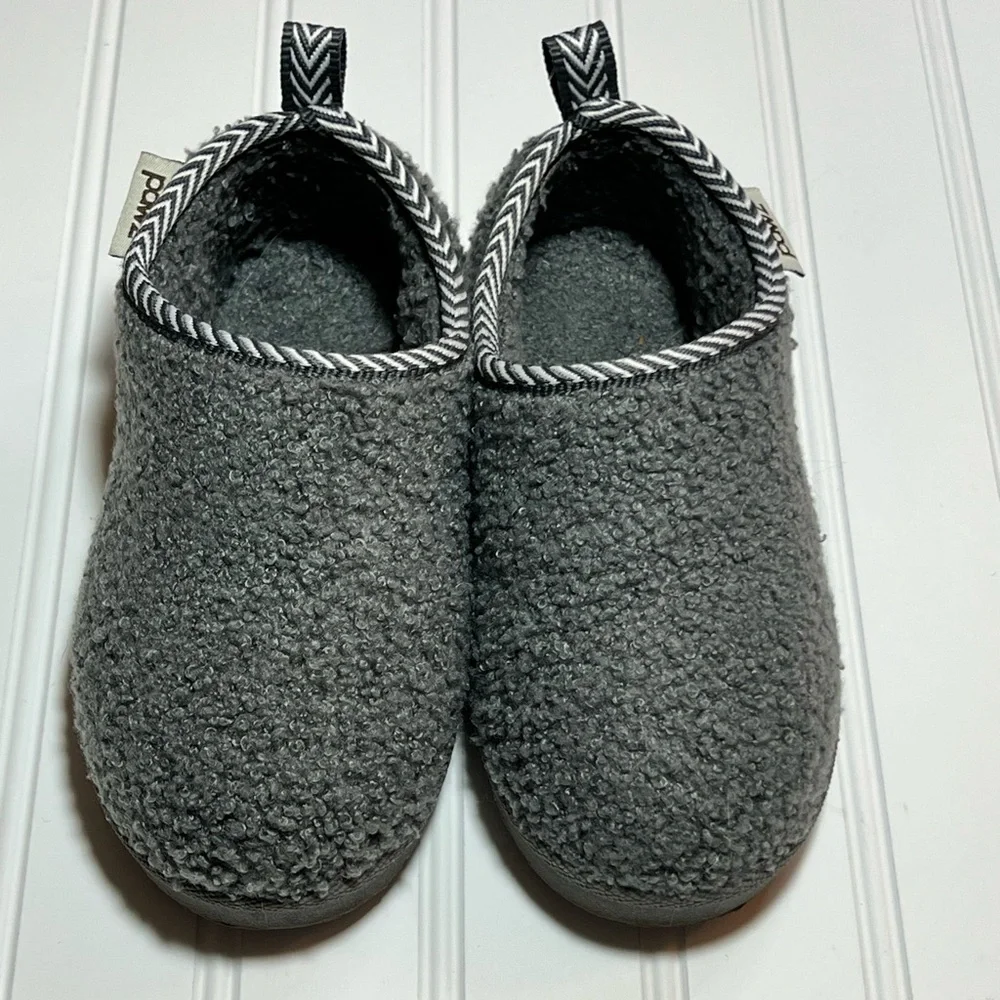 Pawz Cozy Gray Slipper Shoes kids 11/12 NWOT